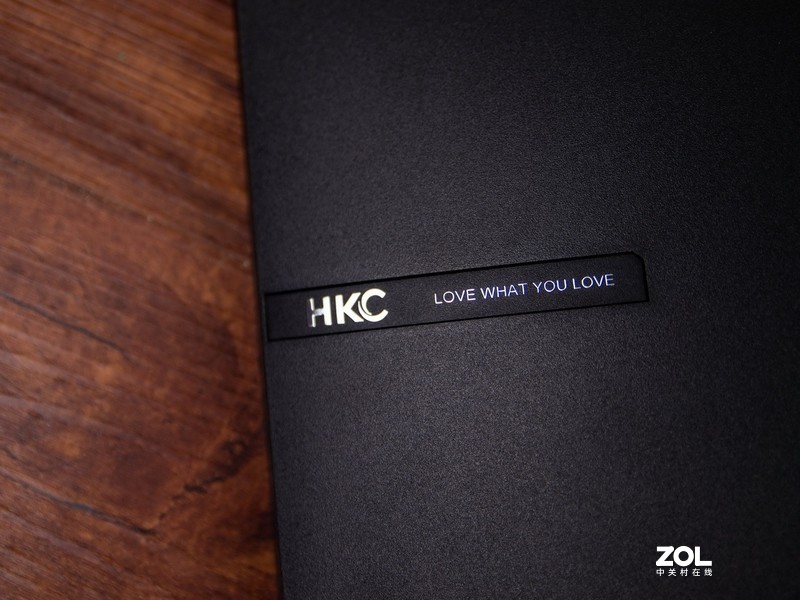 视野广阔，色彩鲜艳，HKC C299Q显示器让游戏办公更舒适