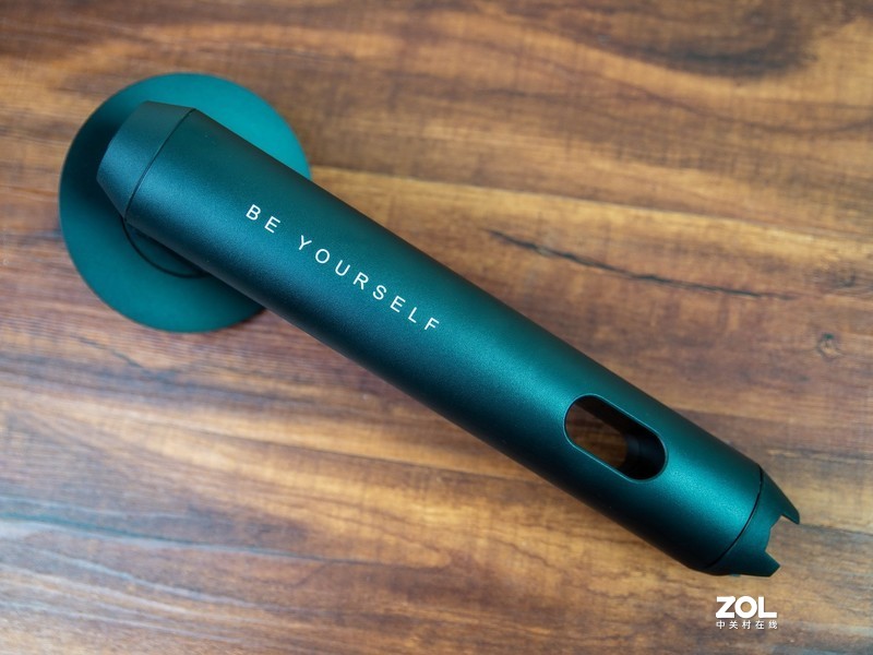 视野广阔，色彩鲜艳，HKC C299Q显示器让游戏办公更舒适