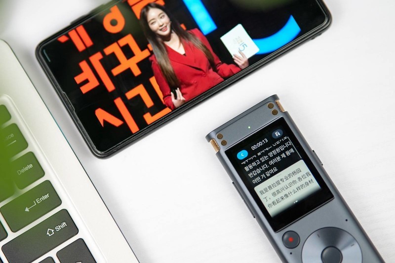 为视频创作入手，支持12种中文方言10大语种，讯飞智能录音笔SR302多图实测