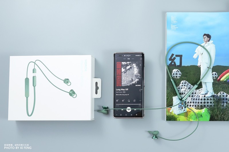 随身闪充、闪连，荣耀HONOR xSport PRO创新力，让老炮们颜面扫地？