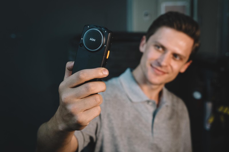 京东618，华为、苹果都没做到，AGM M6这点做到了