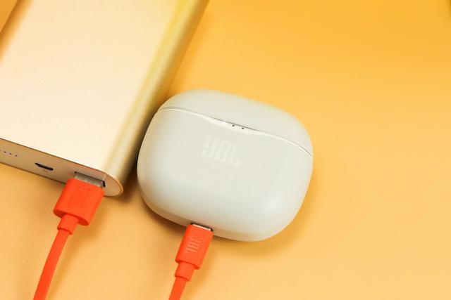 32小时的播放时间，体验JBL T125 TWS真无线耳机上手体验