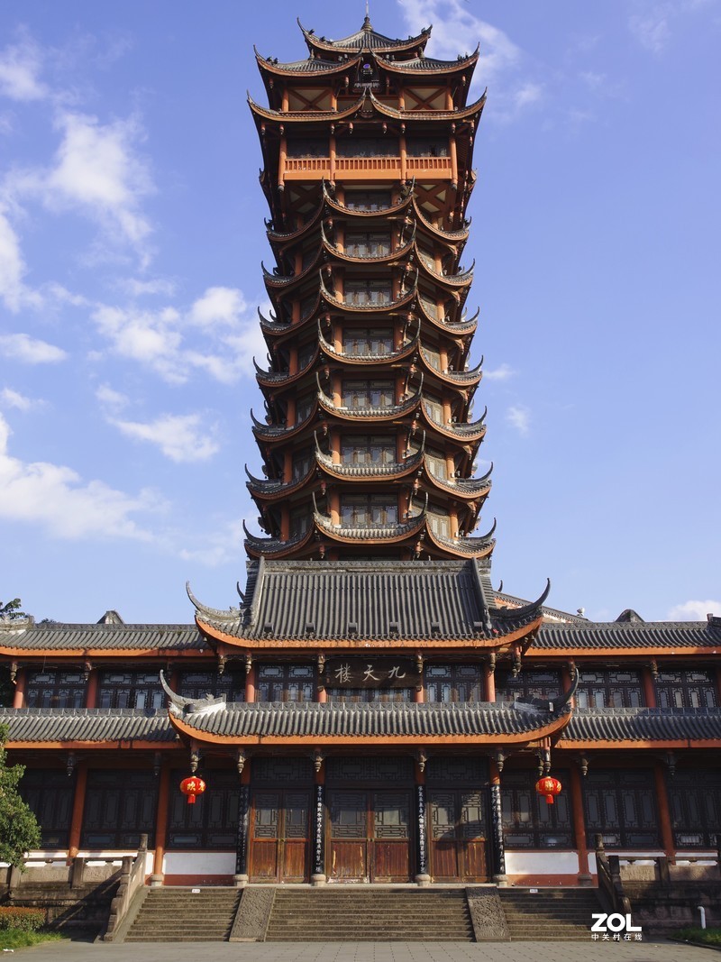 塔山揽秀----成都九天楼