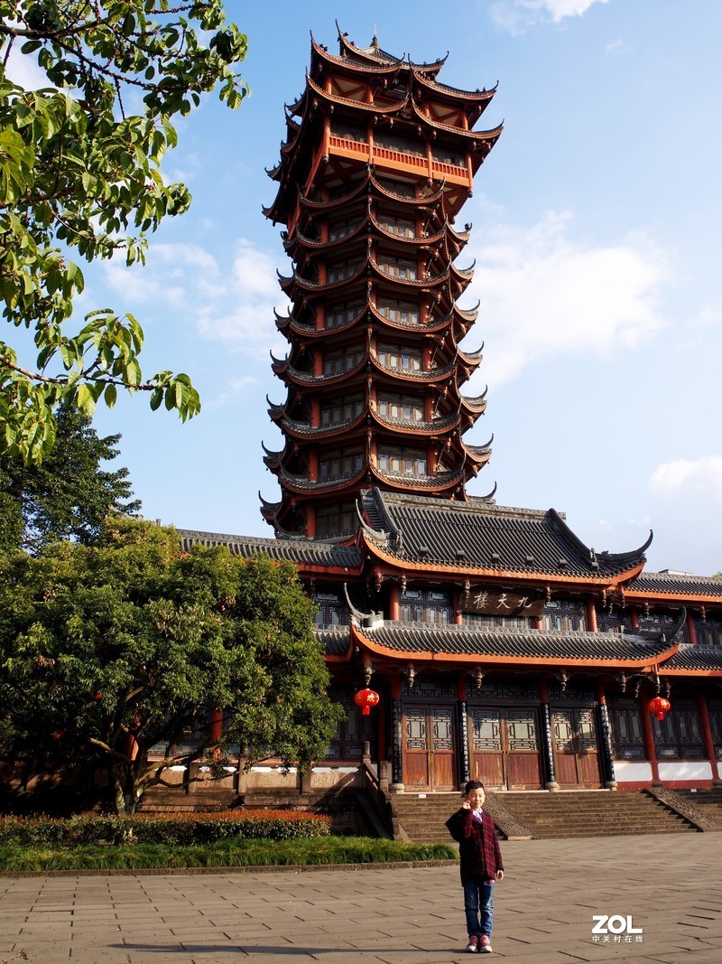 塔山揽秀----成都九天楼