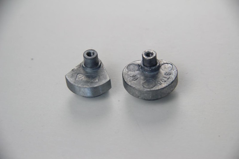 贵的筋膜枪=智商税？拆解2款筋膜枪，看看便宜款哪里缩了水