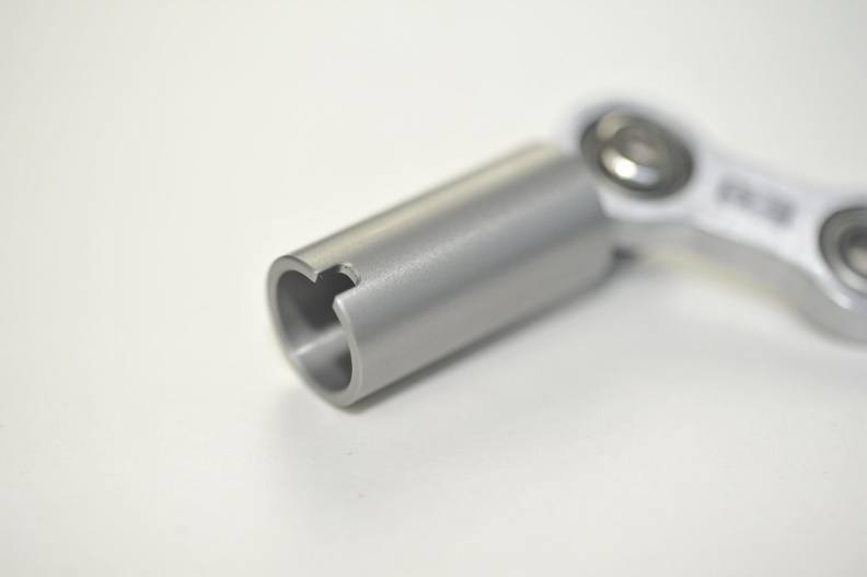 贵的筋膜枪=智商税？拆解2款筋膜枪，看看便宜款哪里缩了水