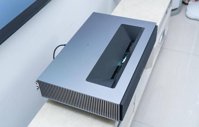 小米98寸电视太小，120英寸峰米激光电视4K Max才刺激