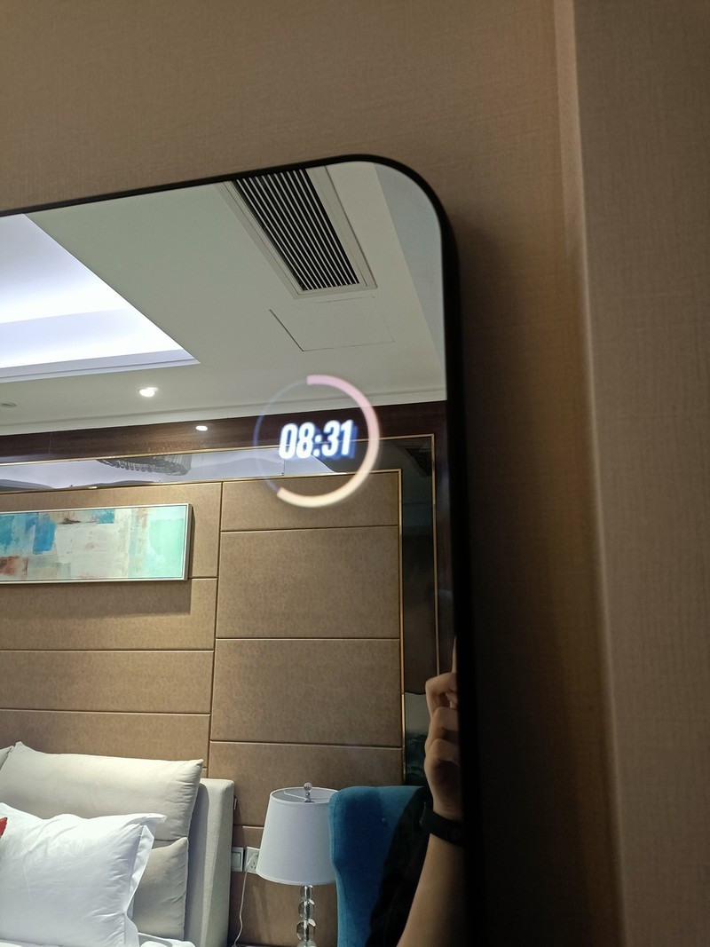 给钢铁直男的鸡毛信，追女神就送能变美的FITMORE健身镜