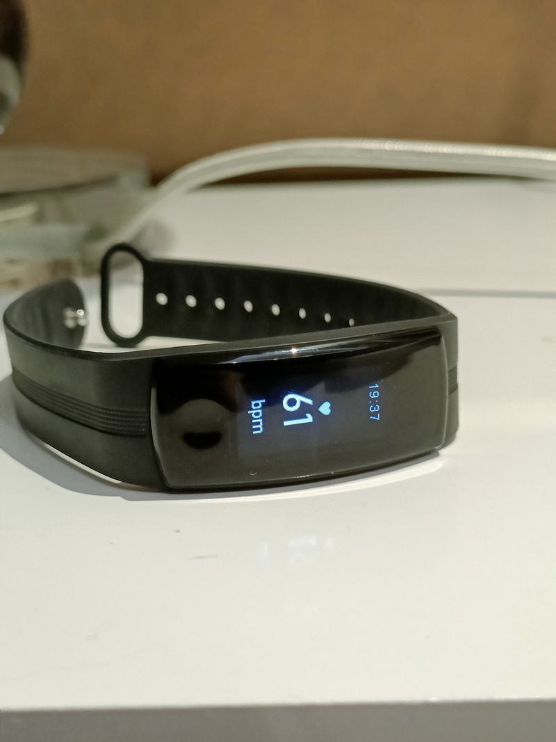 给钢铁直男的鸡毛信，追女神就送能变美的FITMORE健身镜