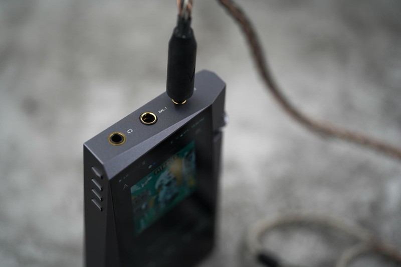 艾利和SR25 MKII播放器评测：没变化的歪把子？其实全变了