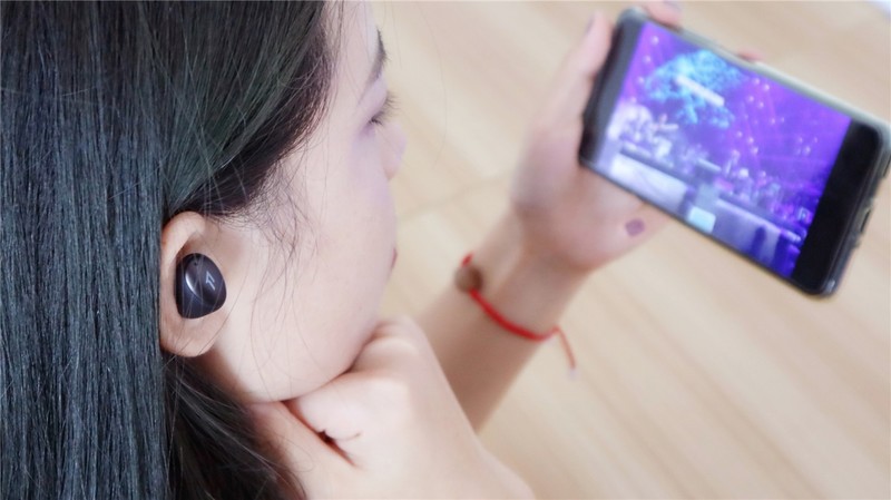 1MORE ColorBuds全频动铁体验：外观音质两不误，值得拥有！