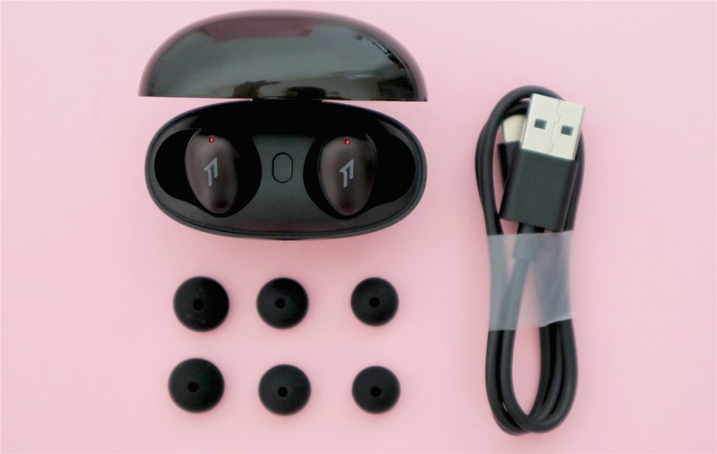 1MORE ColorBuds全频动铁体验：外观音质两不误，值得拥有！