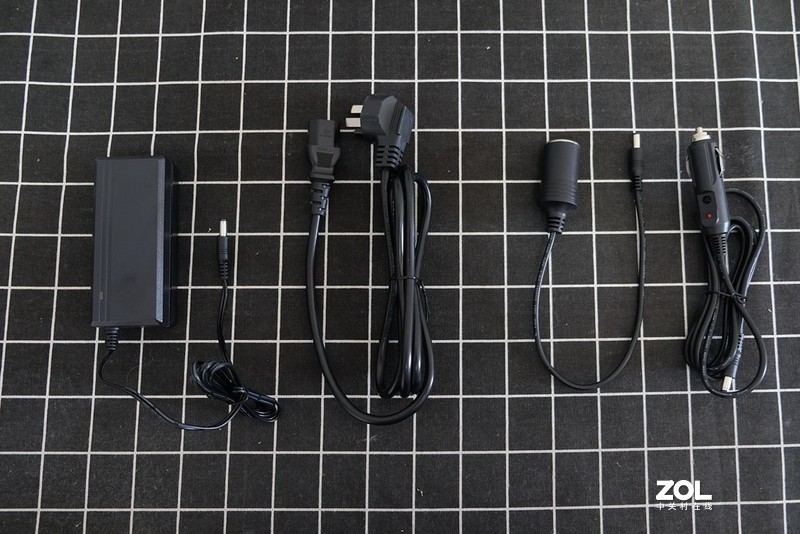 “限电”之后的解决方案，一个应急电源相当于15.6个充电宝