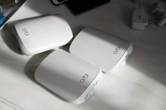 跑满带宽，3只装稳定大覆盖，网件Orbi RBK353套装评测
