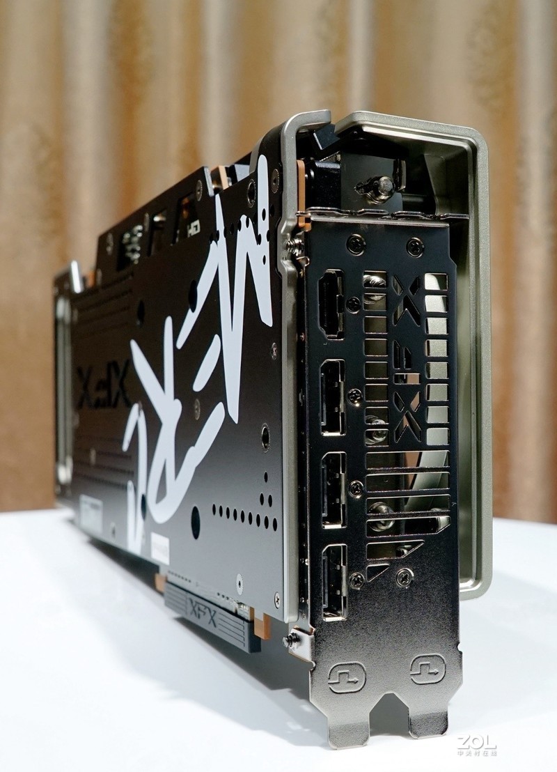 不怕RTX 30缺货，新年入手AMD RX 6800初试4K光线追踪