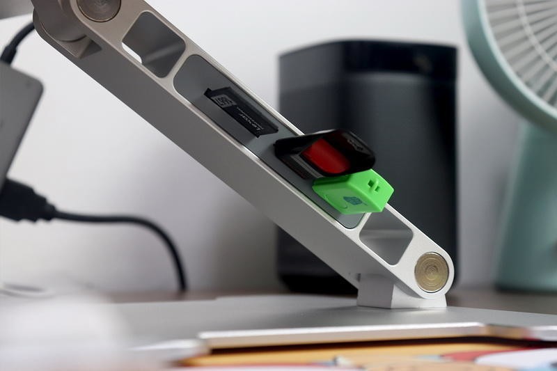 双屏桌面，拒绝低头：ORICO笔记本增高折叠支架体验