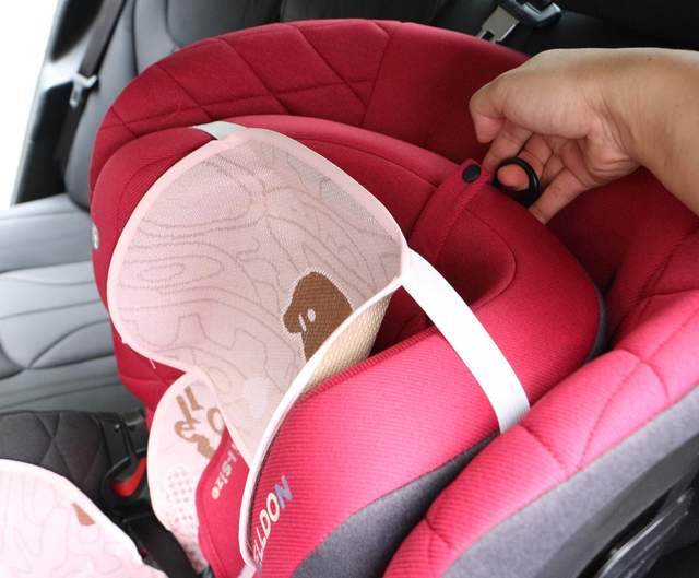 I-Size认证、全年龄段、360°旋转！惠尔顿智转安全座椅体验