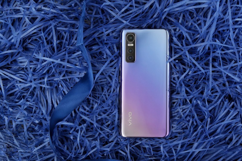 光颜值就爱了！vivo S7e银月色上手体验