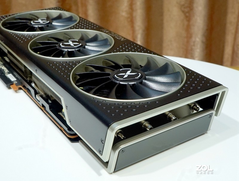 不怕RTX 30缺货，新年入手AMD RX 6800初试4K光线追踪