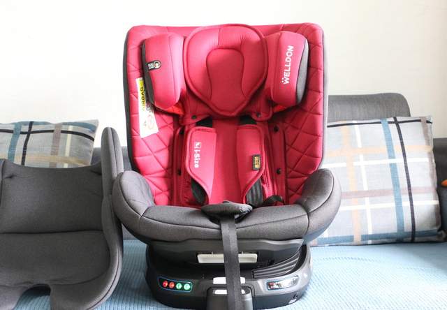 I-Size认证、全年龄段、360°旋转！惠尔顿智转安全座椅体验
