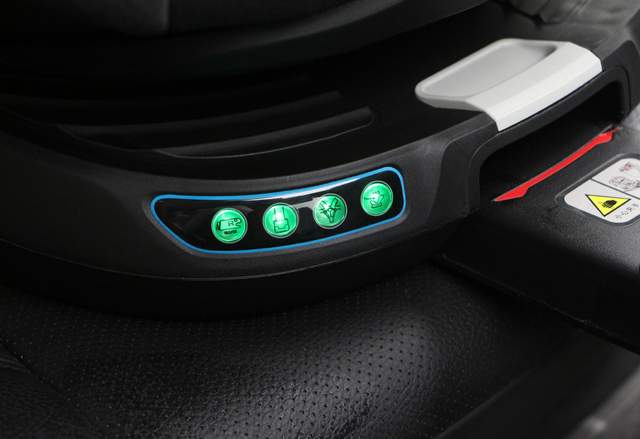 I-Size认证、全年龄段、360°旋转！惠尔顿智转安全座椅体验