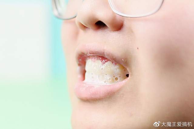 液态牙膏黑科技，健齿护龈的好帮手，这就是来自霓虹国的皓齿清牙膏！