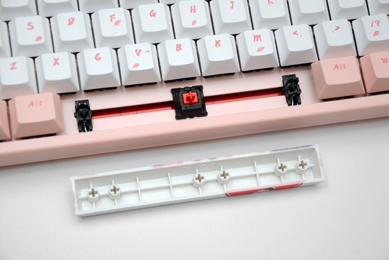 抖音开啤酒小姐姐同款面具，ikbc白无垢樱花机械键盘开箱体验