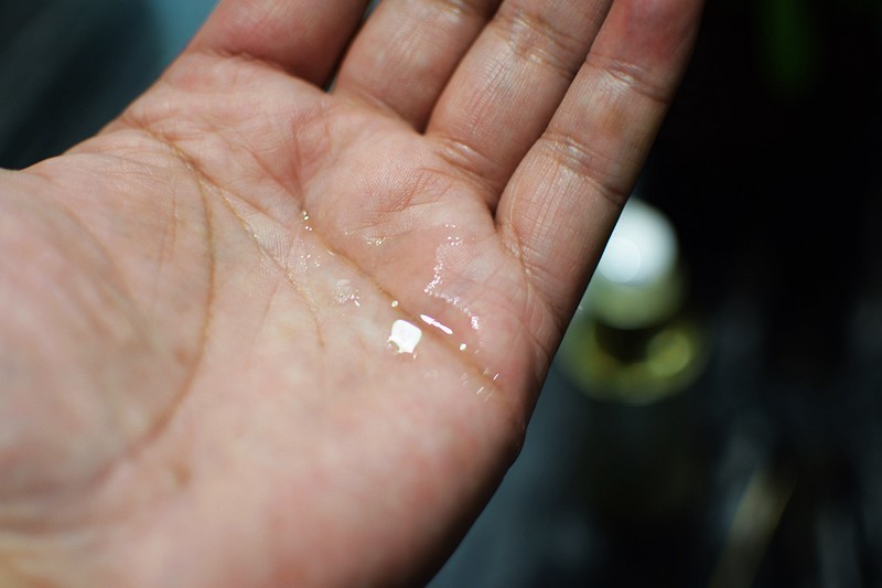 拯救受损发质 卡巴尔焕活修护原液