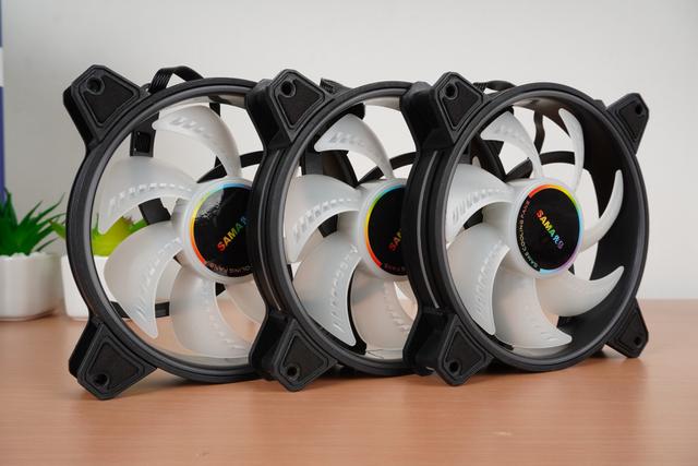 猛男专属配色，先马粉色易大师精钢版装机体验