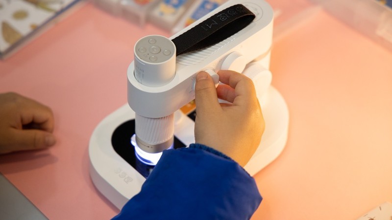 开箱测评当当狸智能显微镜，显微镜下的微观世界真神奇