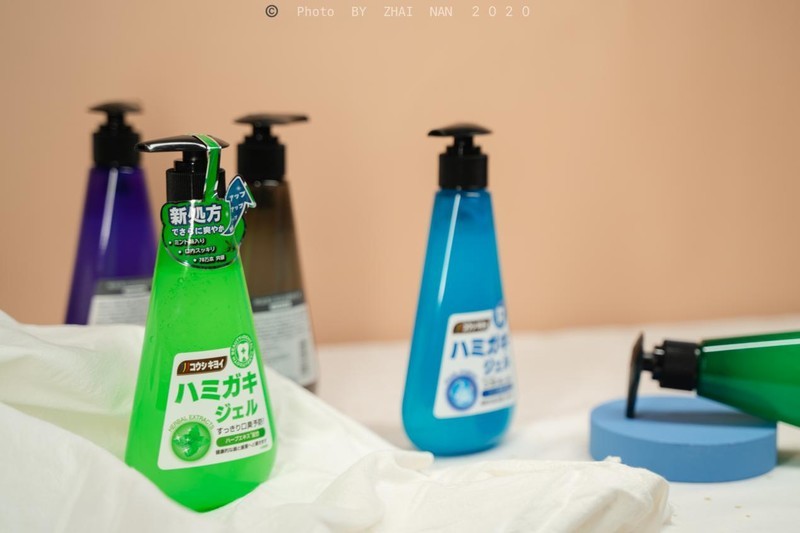 直男受不了了，女朋友送了我五瓶皓齿清液体牙膏，好吃到想咽下