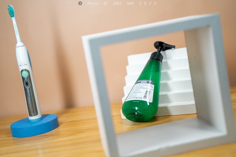 直男受不了了，女朋友送了我五瓶皓齿清液体牙膏，好吃到想咽下