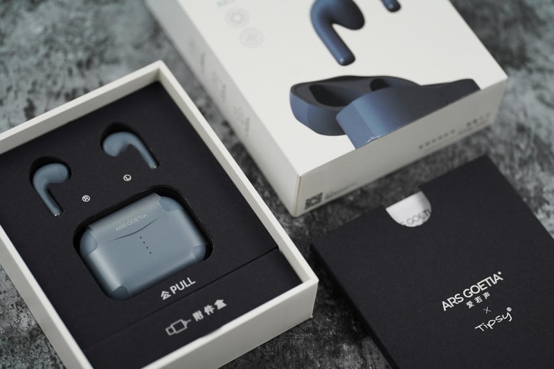 重新定义性价比：TIPSY x ARS Goetia联名ARS V01真无线耳机体验报告