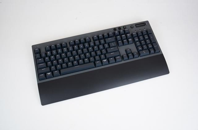 物美价廉，国产TTC轴初体验，TT G521红轴机械键盘 开箱体验