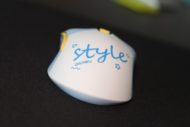 169元双模无线：达尔优EM901蓝牙2.4g无线双模鼠标开箱