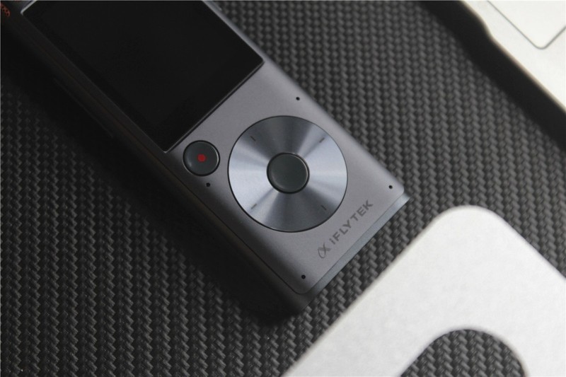 职场从业人员的新设备！讯飞智能录音笔SR302体验事半功倍