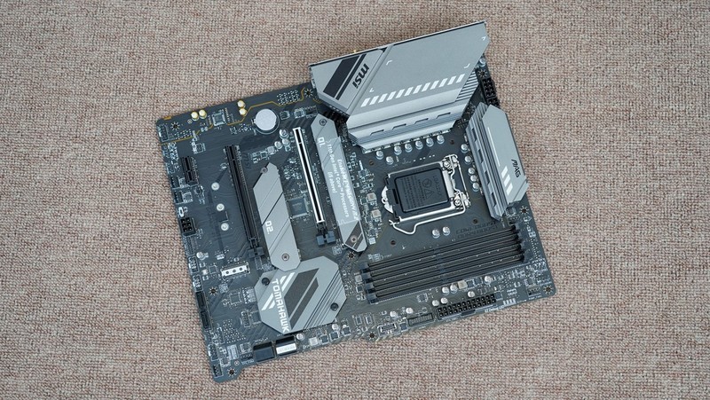 显卡终于降价了，用11700+B560+3070Ti打造的高端主机分享