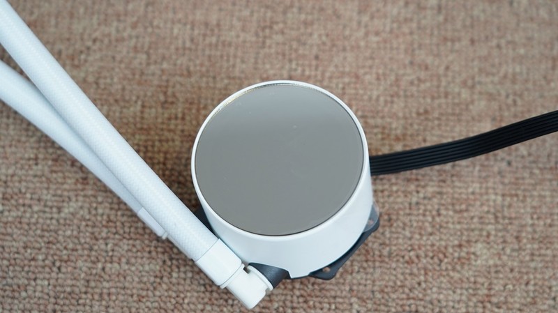 显卡终于降价了，用11700+B560+3070Ti打造的高端主机分享