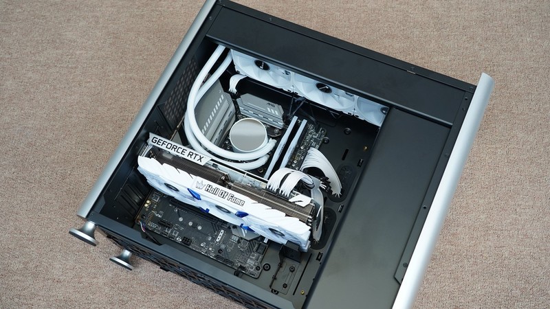 显卡终于降价了，用11700+B560+3070Ti打造的高端主机分享