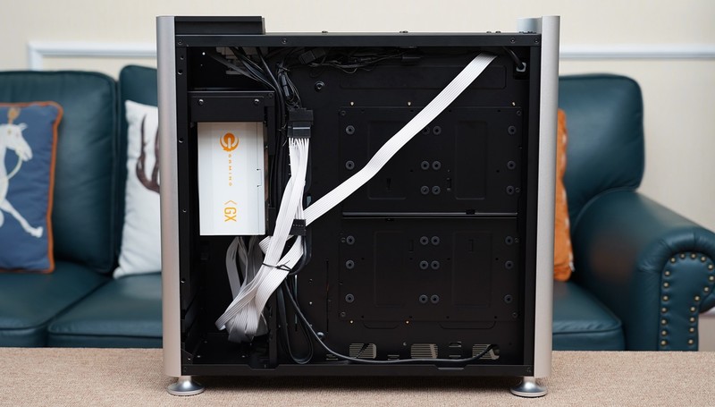 显卡终于降价了，用11700+B560+3070Ti打造的高端主机分享