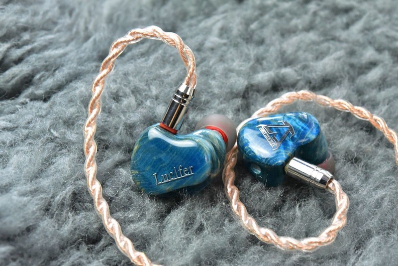 天魁路西法耳机评测：淡淡的箱子味让人回味