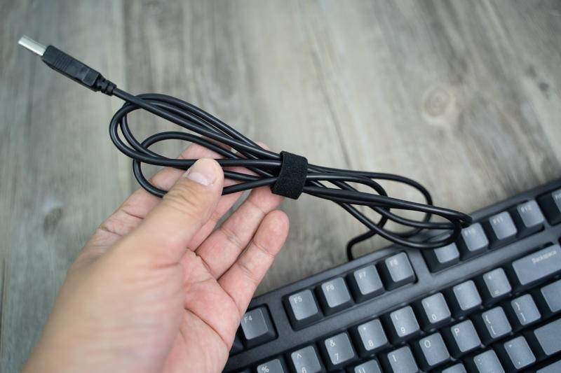 279元的原厂轴踩雷？雷柏V860机械键盘体验感想