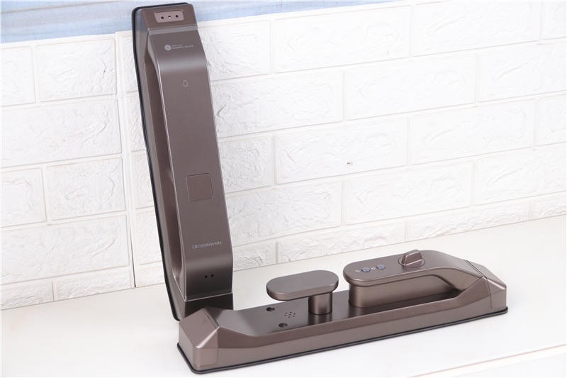 多重安全防护，人脸极速识别！华为智选德施曼智能门锁Pro体验