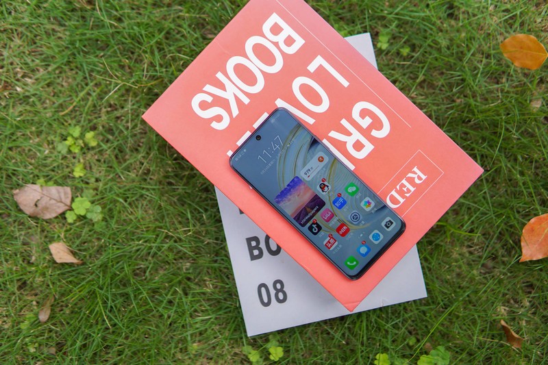 超高颜值+鸿蒙系统，华为nova 10z 第一时间上手体验报告，稳中求胜