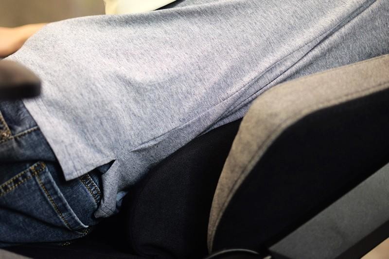 舒适又好看，性价比还高，BlacKlyte逐夜电竞椅让你娱乐养身两不误