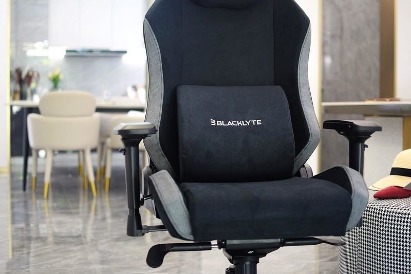 舒适又好看，性价比还高，BlacKlyte逐夜电竞椅让你娱乐养身两不误