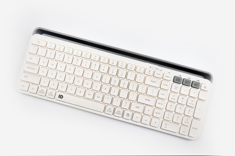 精简桌面?时尚办公——富德键鼠体验