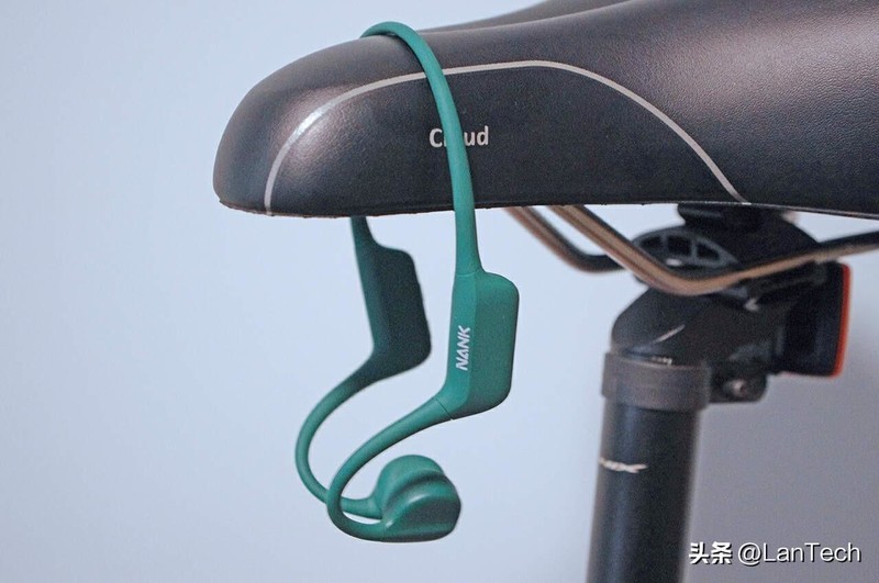 舒适好听，无线充电：NANK Neo 骨传导耳机体验