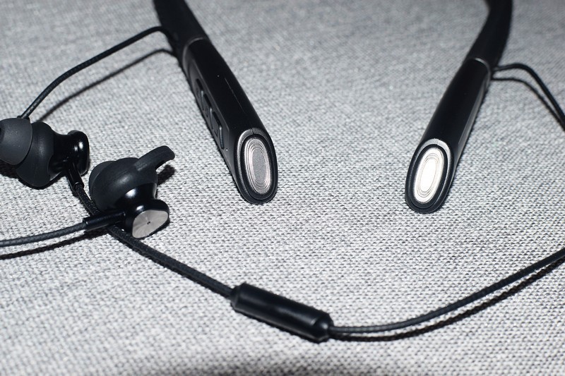 助听器选择哪种比较好？町石助听器怎么样？助听器最好品牌推荐