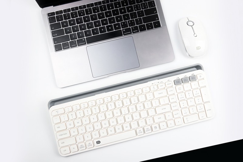 精简桌面?时尚办公——富德键鼠体验